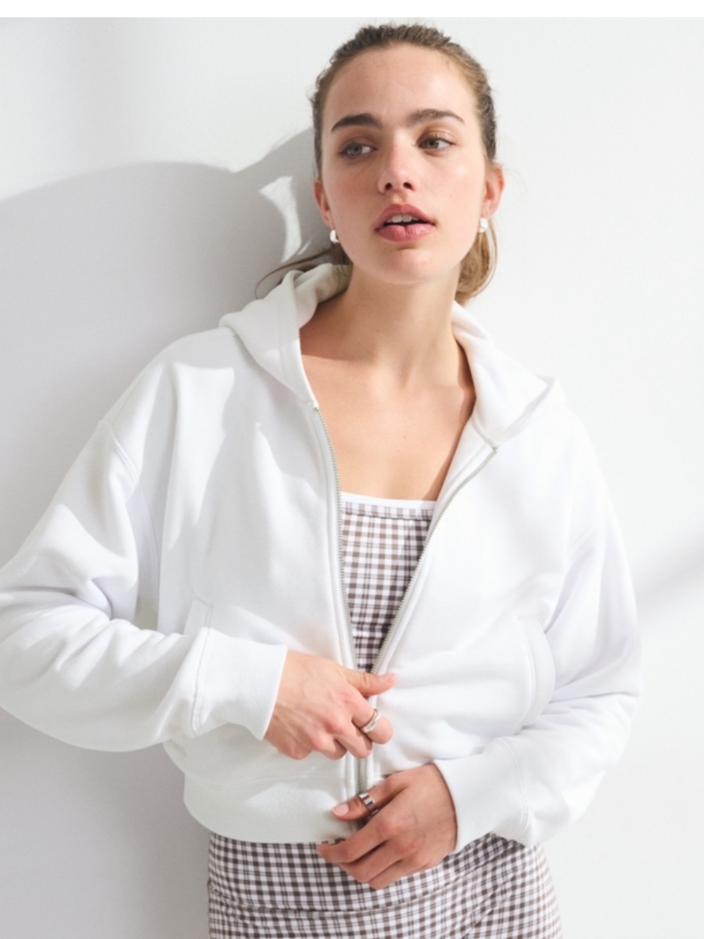 YPB White Zip-Up Hoodie with Hood and Pockets